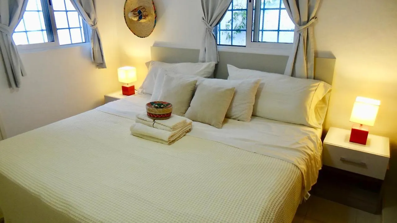 Homestay Casa Blanca Apartment Cancun