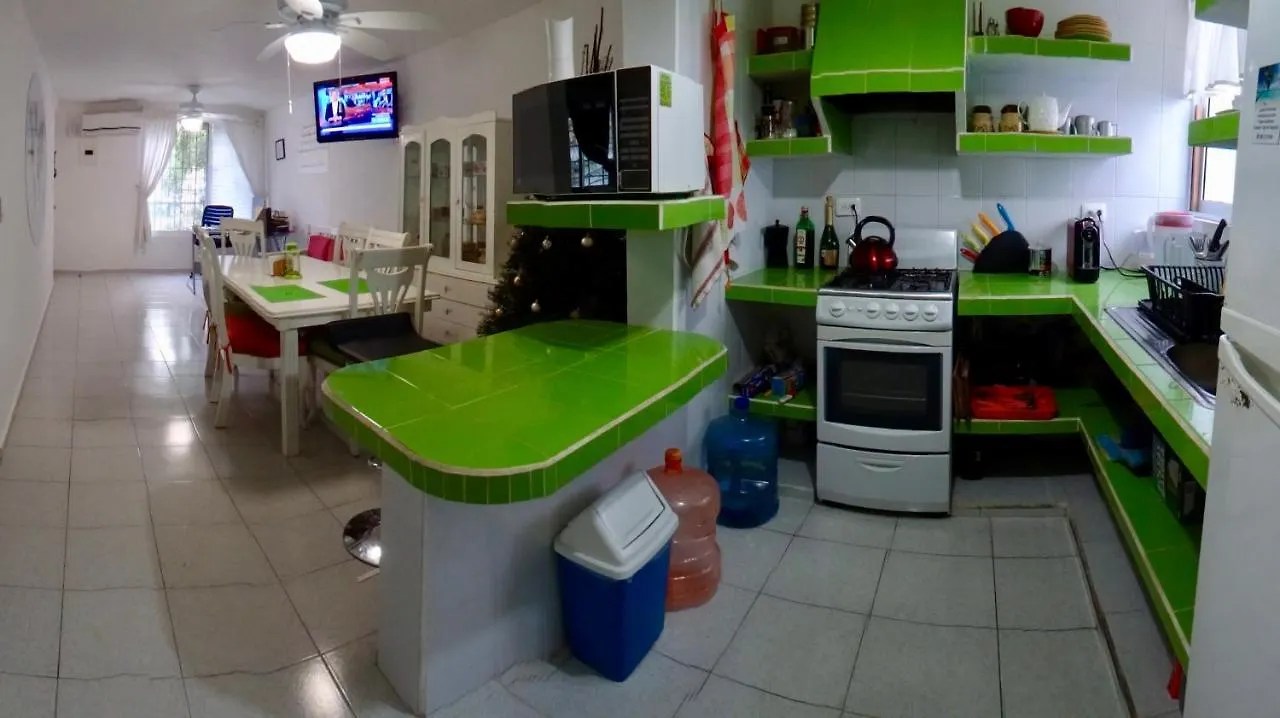 Homestay Casa Blanca Apartment Cancun Mexico